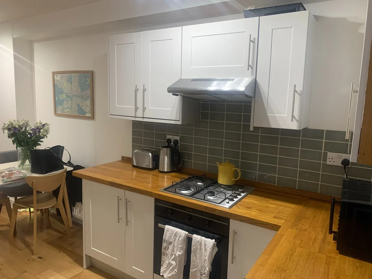 Flat Coldharbour Lane in Greater London