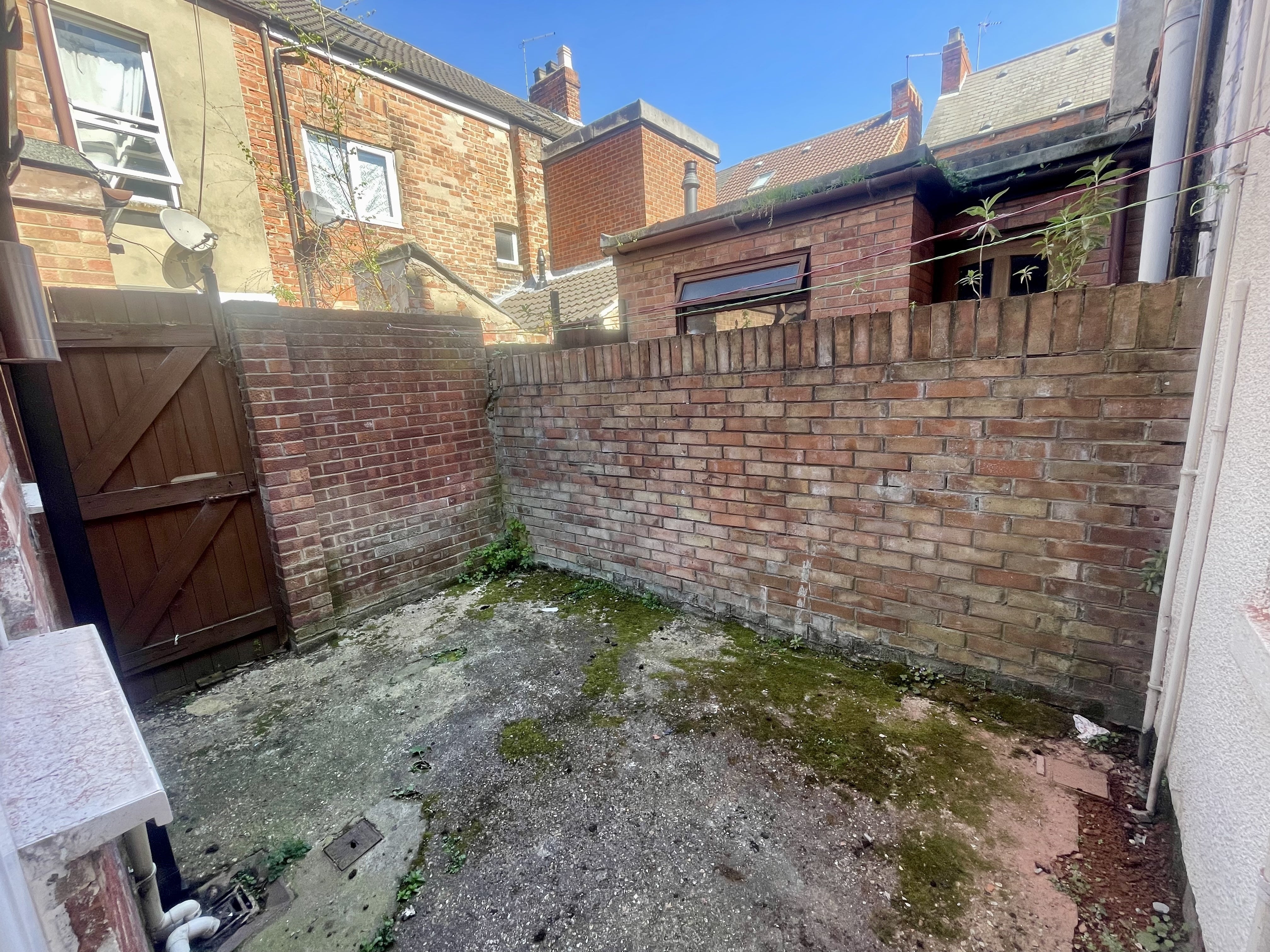House Mayfield Street in Hull