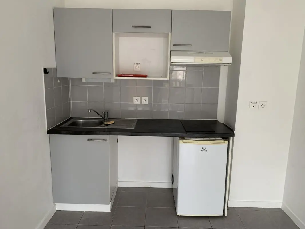 Flat Rue Gustave Gounouilhou in Villenave-d'Ornon