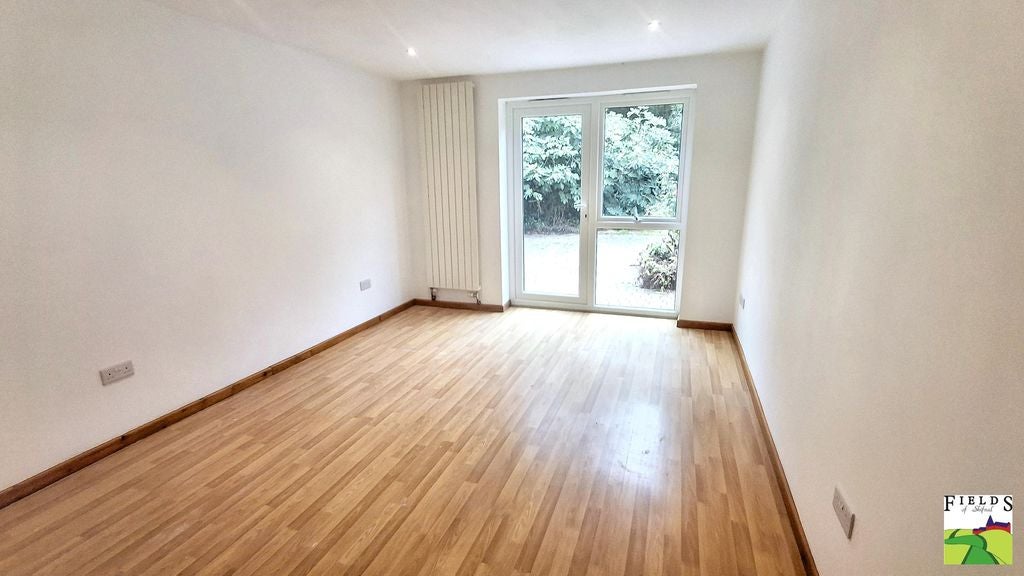 House Wolverley Court in Albrighton