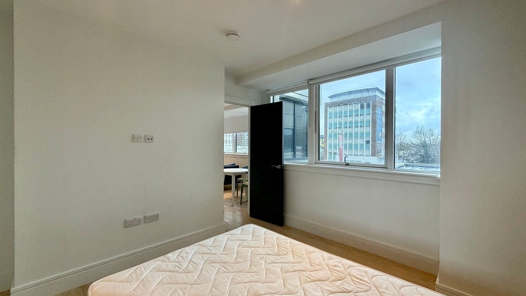 Flat Humphry Repton Lane in Greater London
