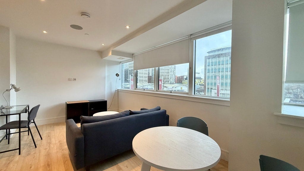 Flat Humphry Repton Lane in Greater London