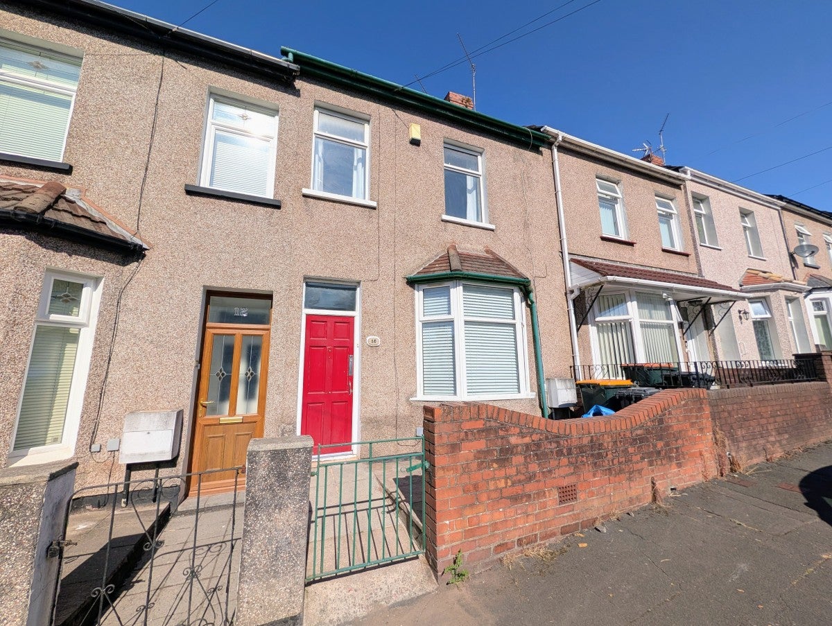House Carisbrooke Road in Newport