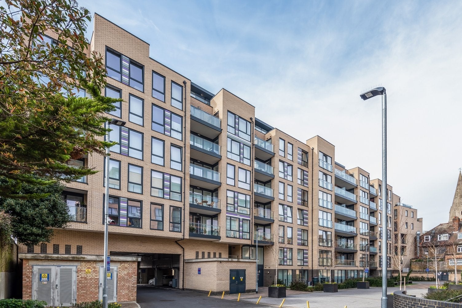 Flat Court Yard in Greater London