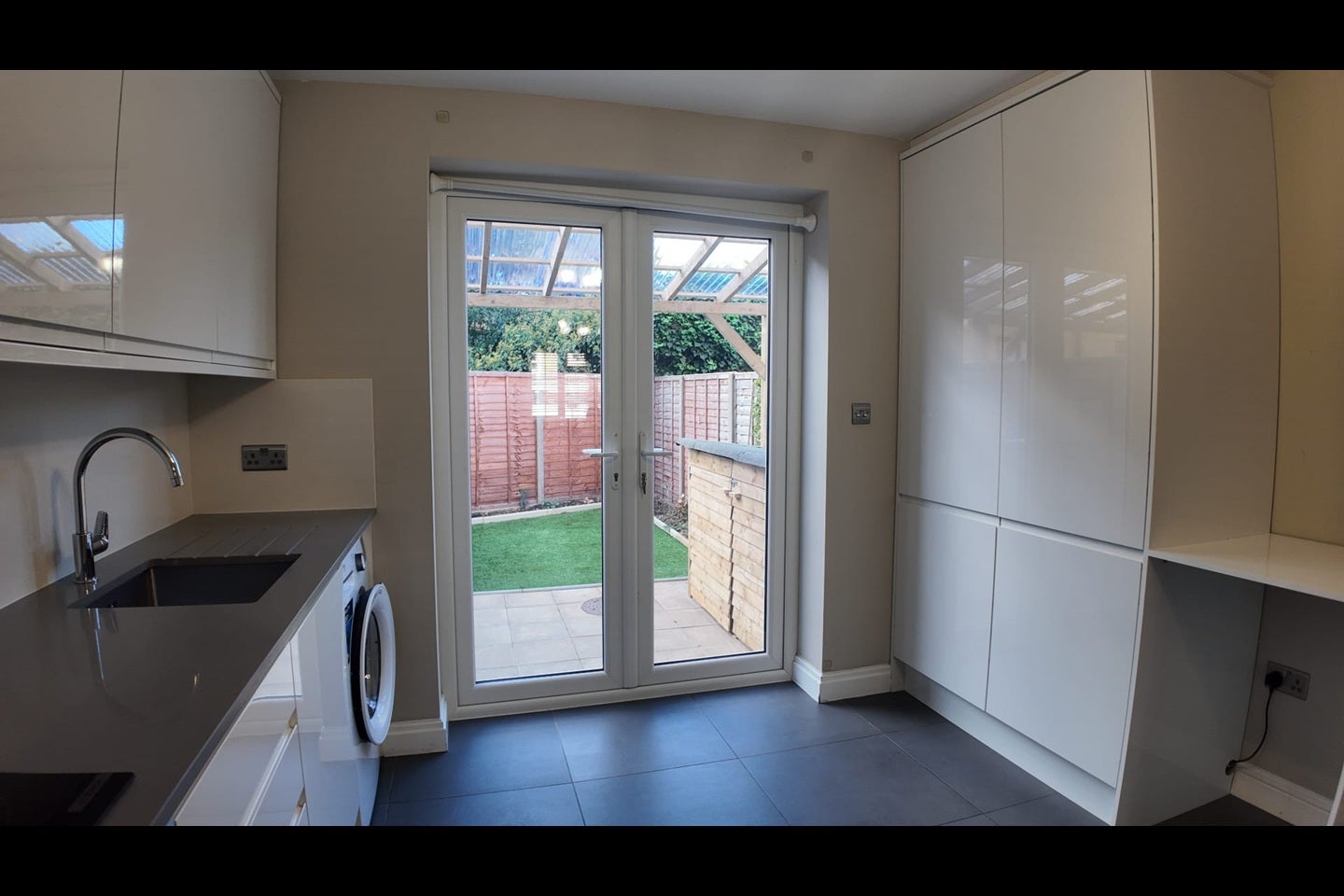 House Columbine Avenue in Greater London