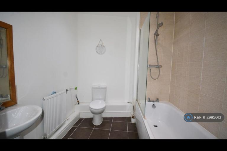 Flat Hunting Place in Greater London