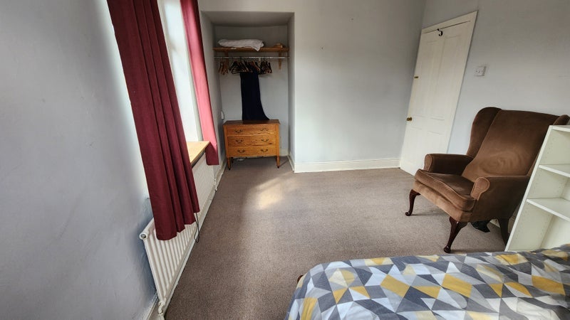 Room Thorncliffe Grove in Manchester