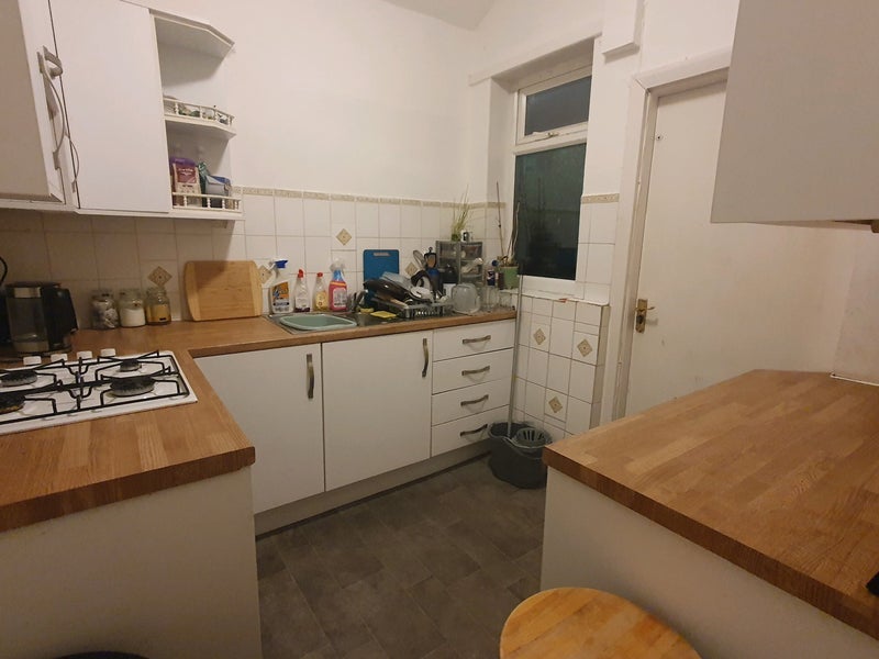 Room Thorncliffe Grove in Manchester