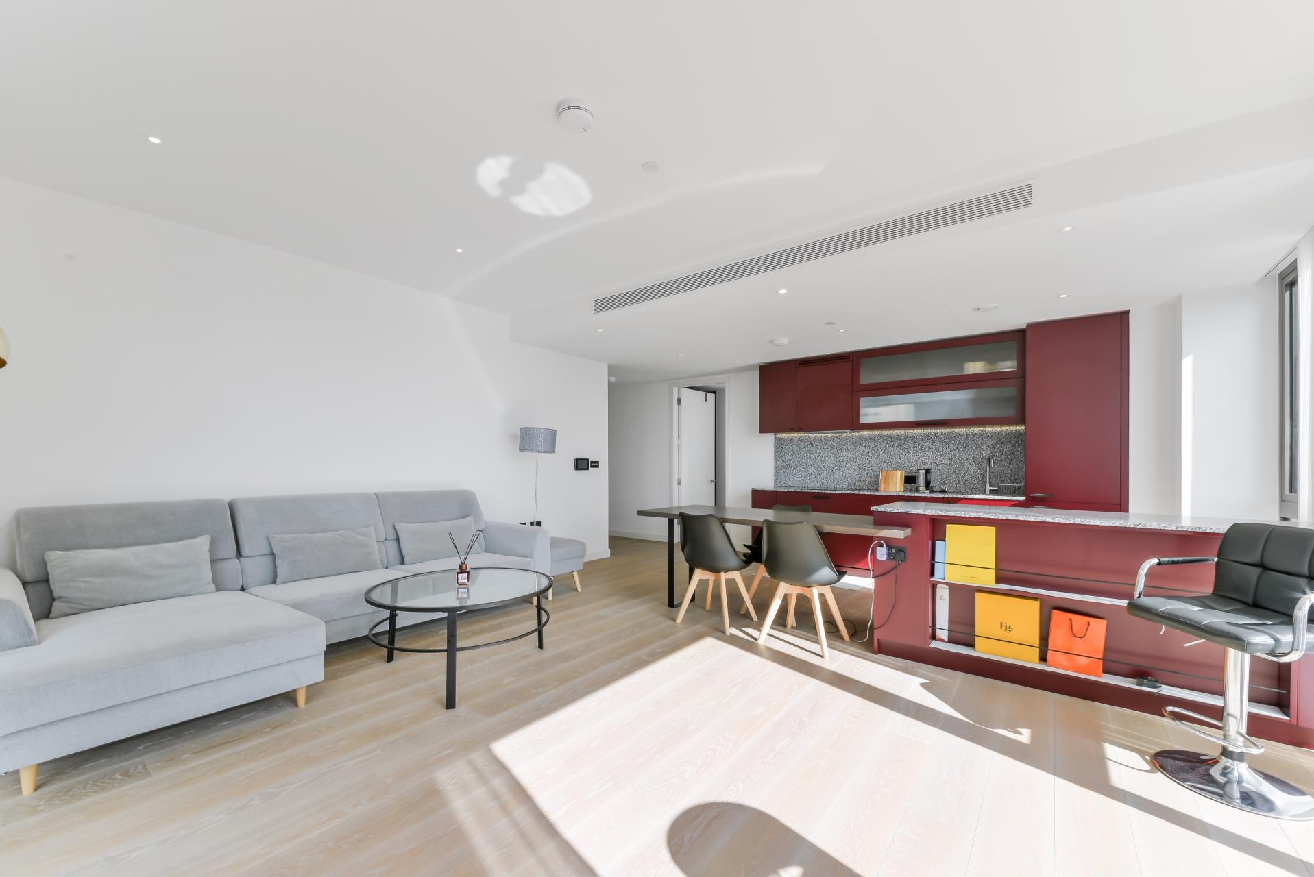 Flat New Union Square in Greater London