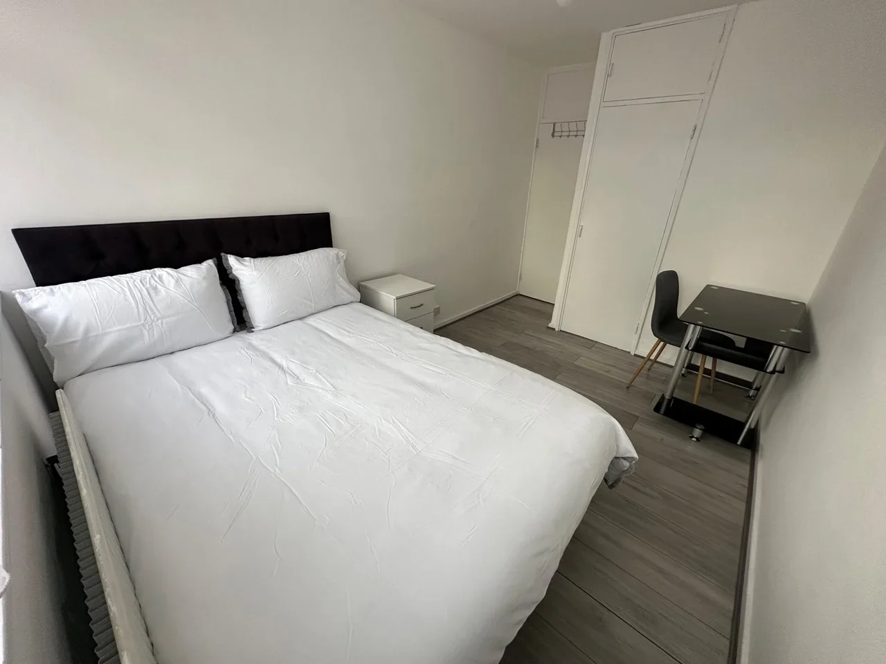 Room Christian Street in Greater London