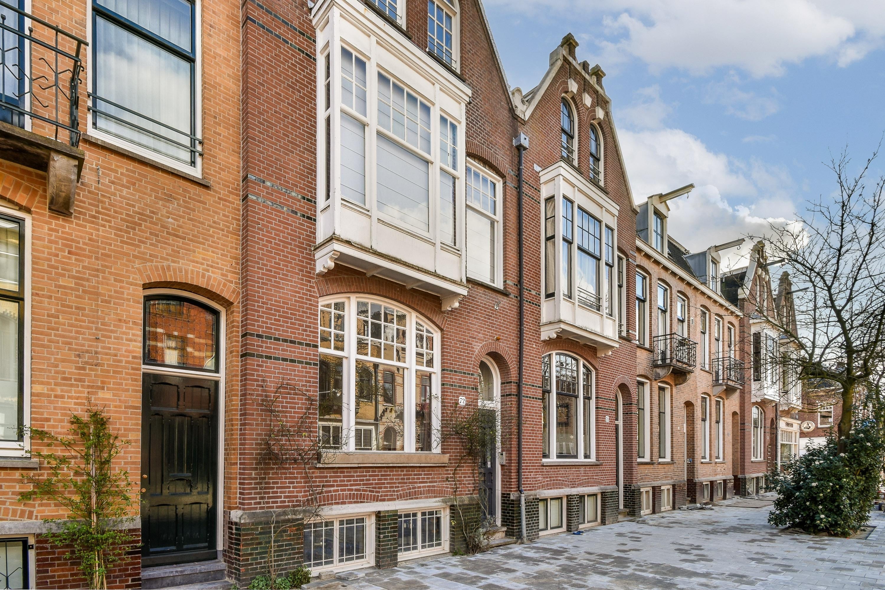Huis Hogeweg in Amsterdam