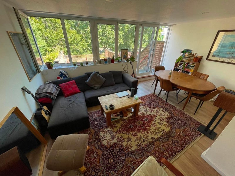 Room Hamilton Square in Greater London