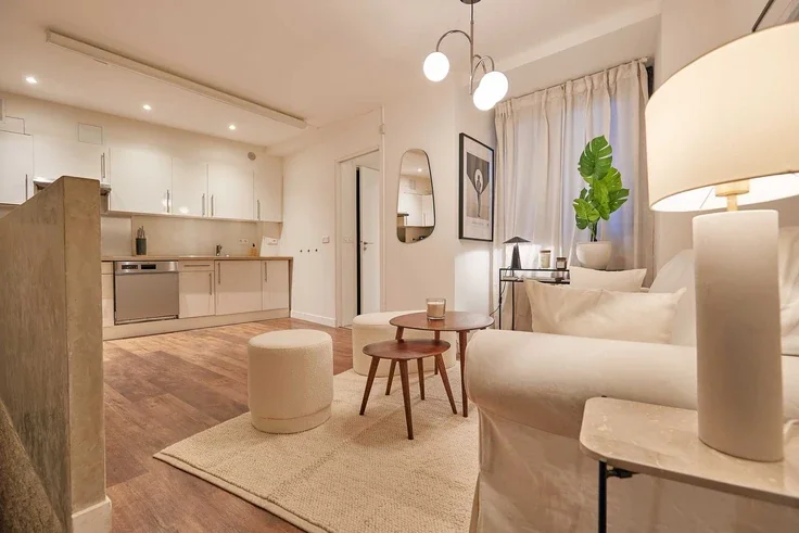 Appartement Rue de la Croix Nivert à Paris