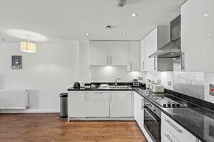 Flat Smeaton Court in East Hertfordshire