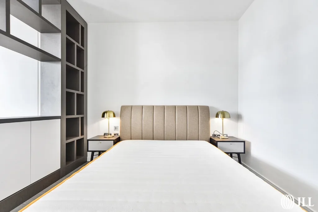 Flat Kildare Walk in Greater London