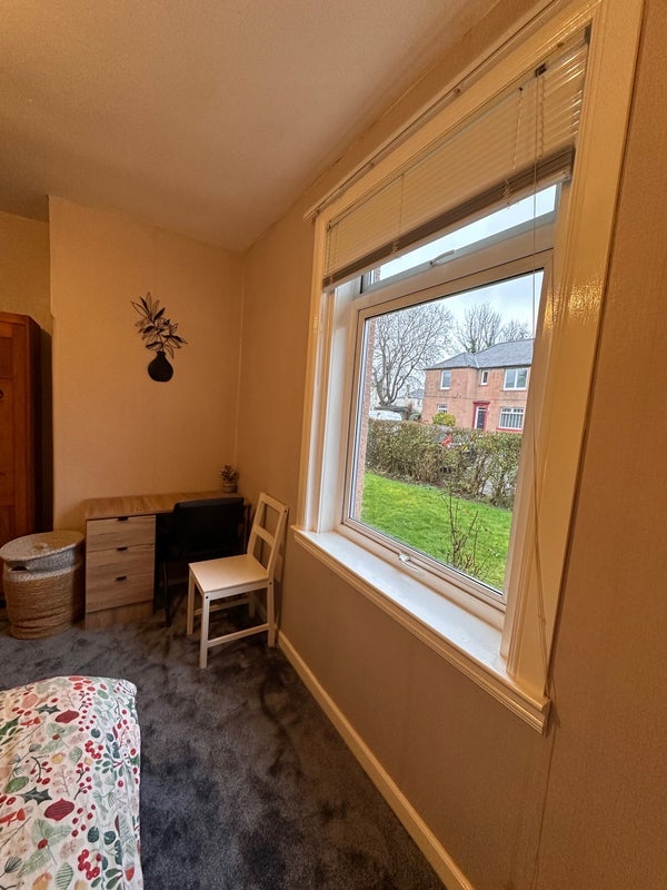 Room Stenhouse Place West in City of Edinburgh