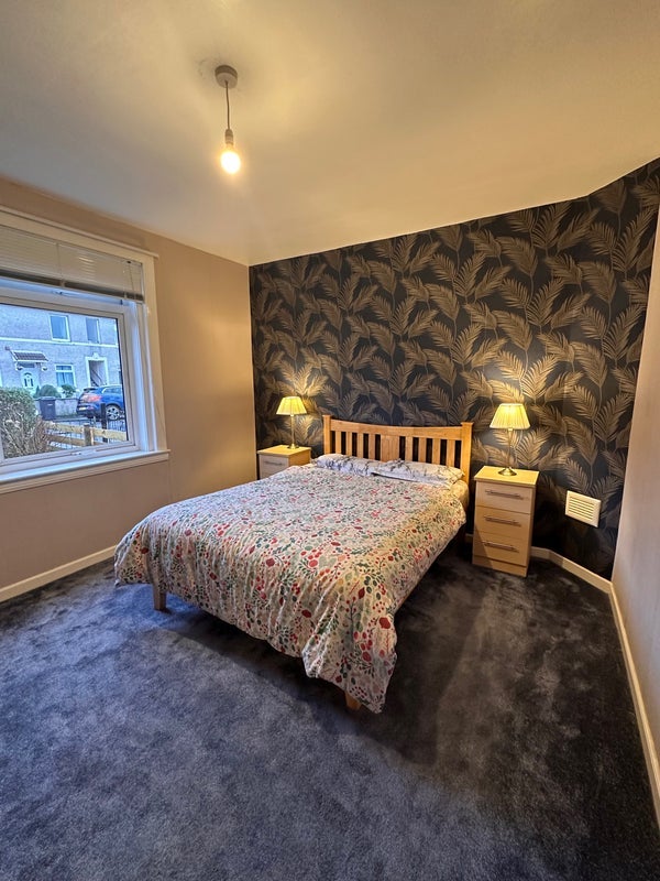 Room Stenhouse Place West in City of Edinburgh