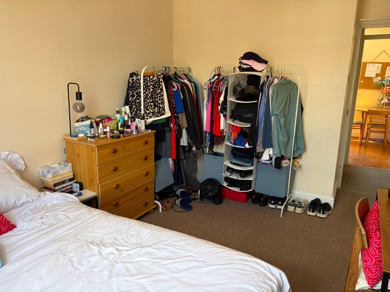 Room Alexandra Grove in Greater London