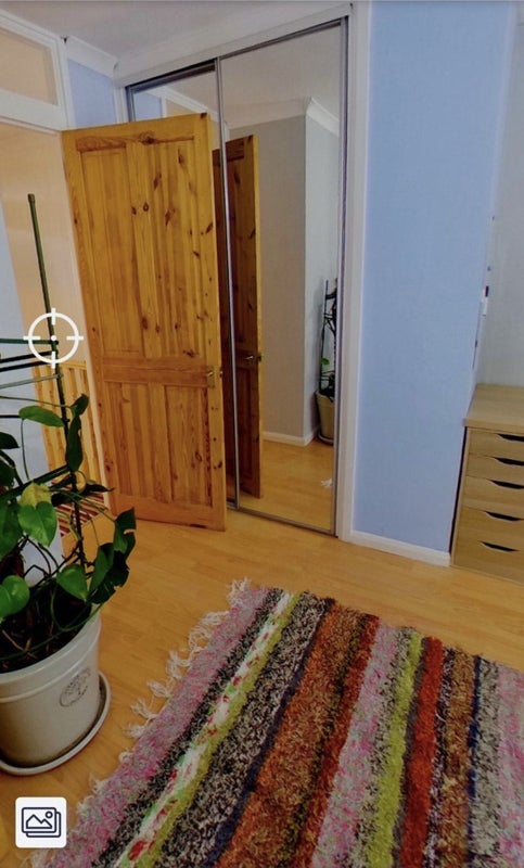 Room Lovelinch Close in Greater London