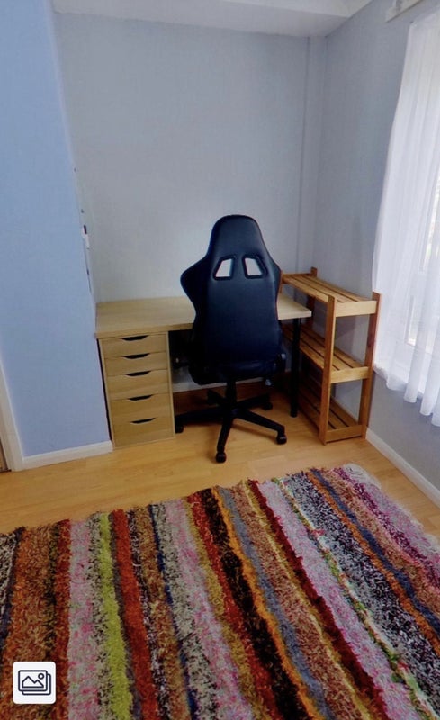 Room Lovelinch Close in Greater London