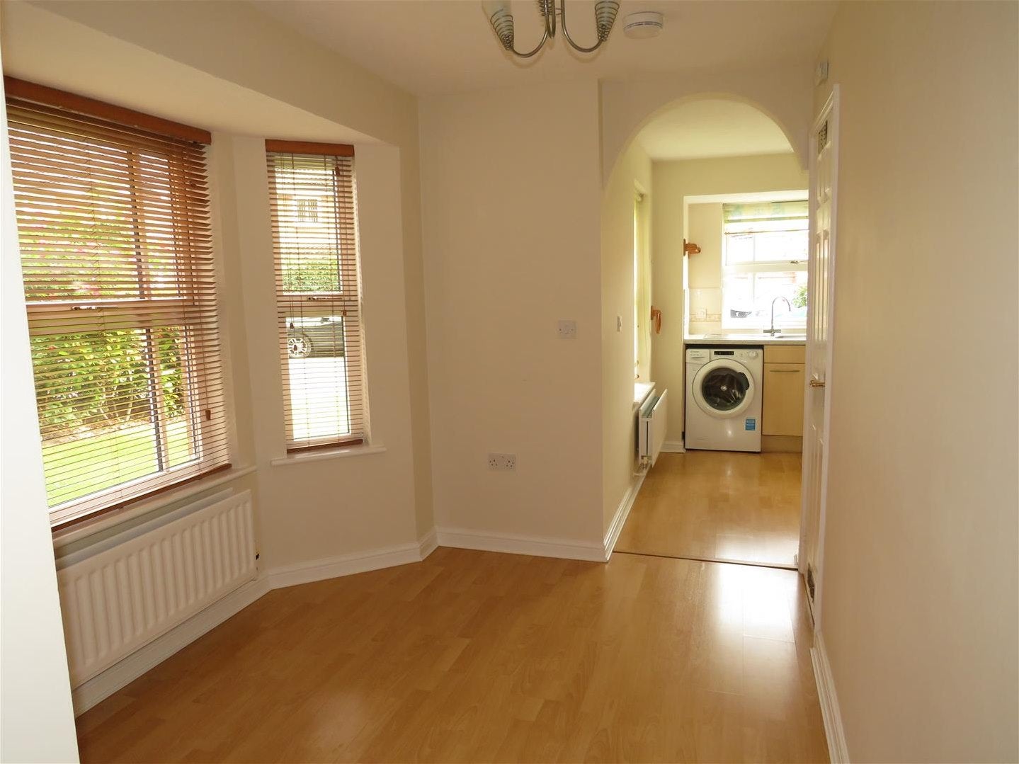 Flat Watermill Crescent in Birmingham