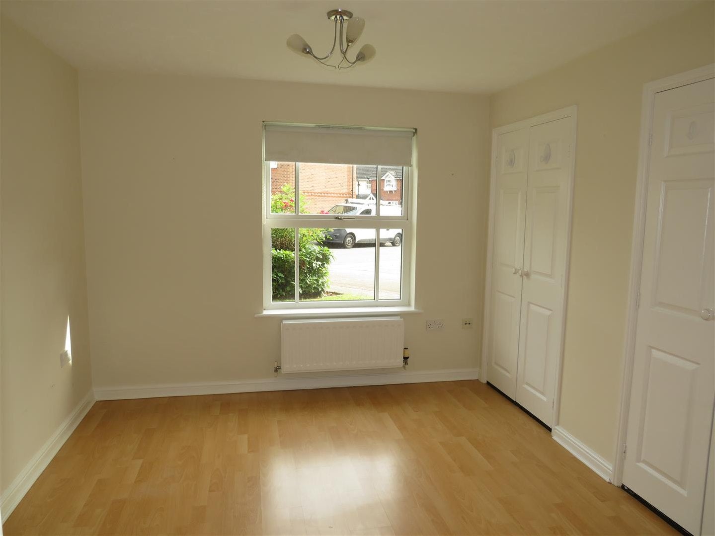 Flat Watermill Crescent in Birmingham