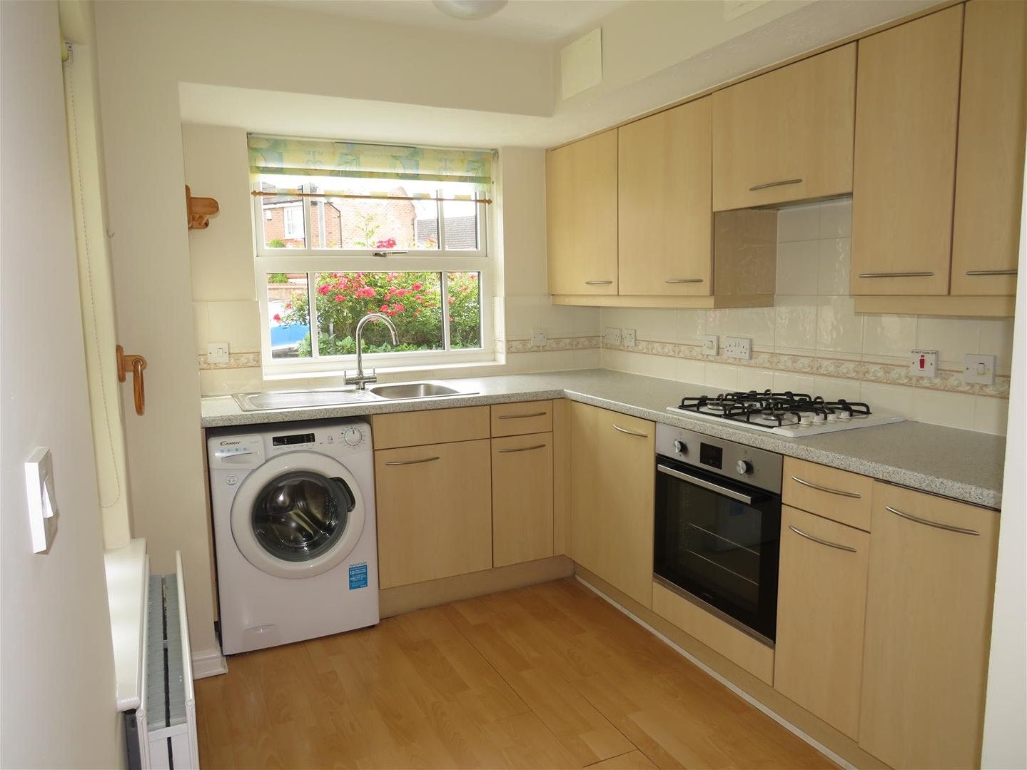 Flat Watermill Crescent in Birmingham