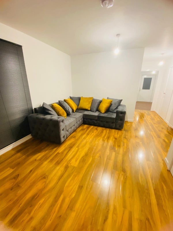 Room Muirhouse Green in City of Edinburgh