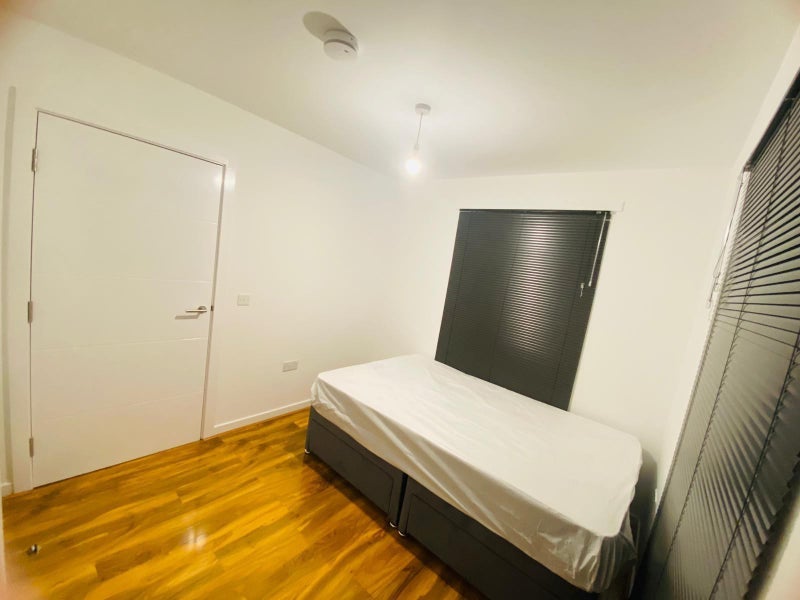 Room Muirhouse Green in City of Edinburgh