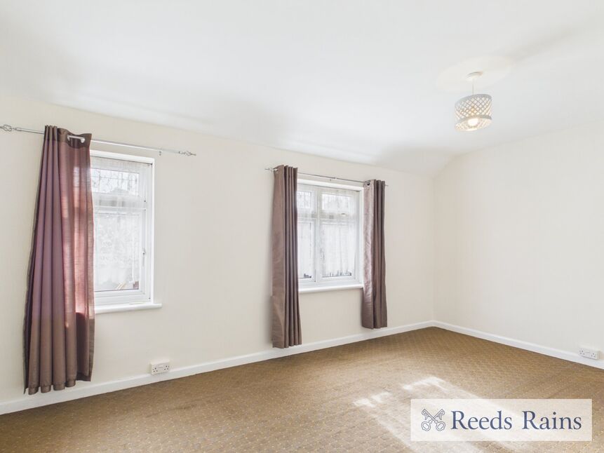 House Maxey Road in Greater London