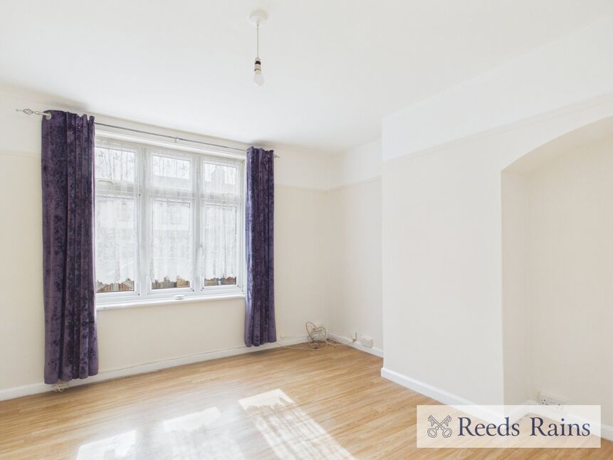 House Maxey Road in Greater London