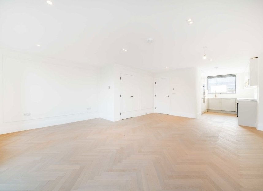 House Bryanston Close in Greater London