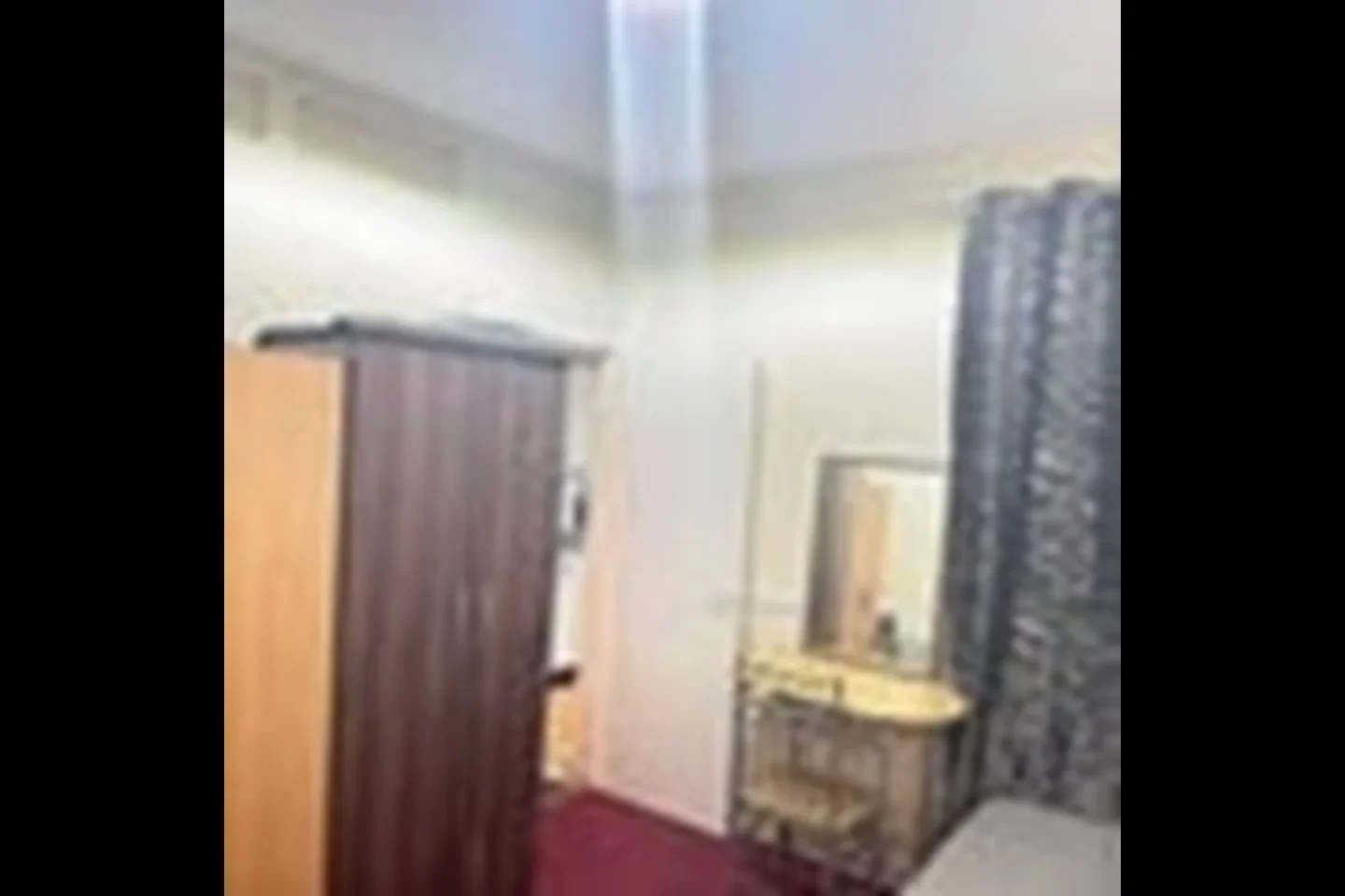 Room Gooseley Lane in Greater London