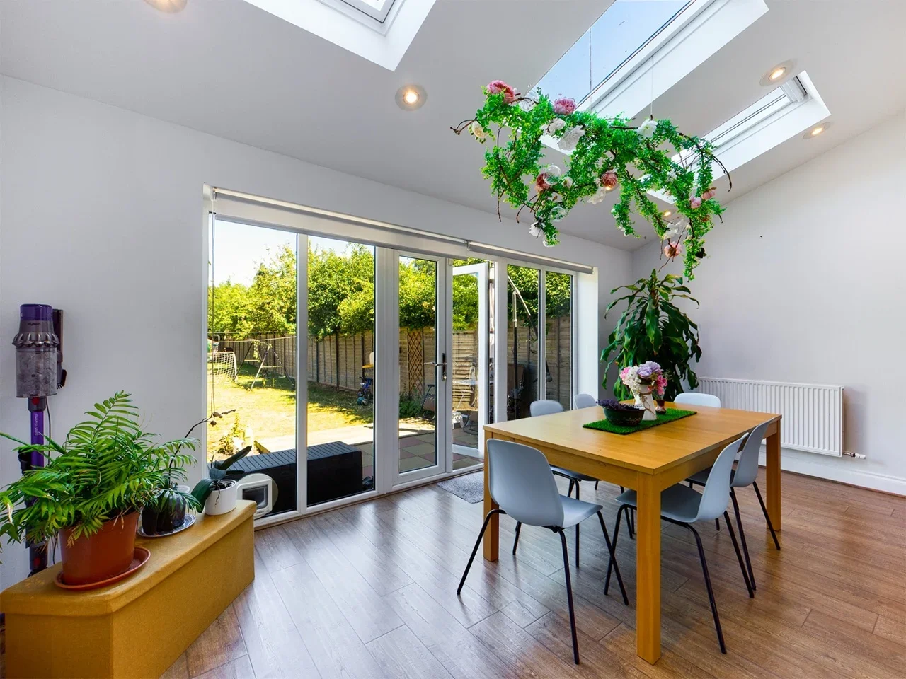 House Crescent Road in Greater London