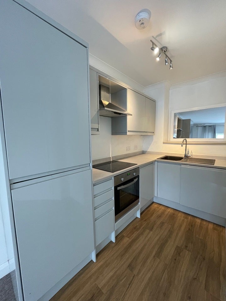 Flat Orchard Street in Dartford