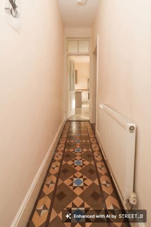 Flat Glenfield Road in Leicester