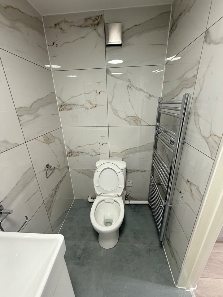 Flat Harewood Drive in Greater London