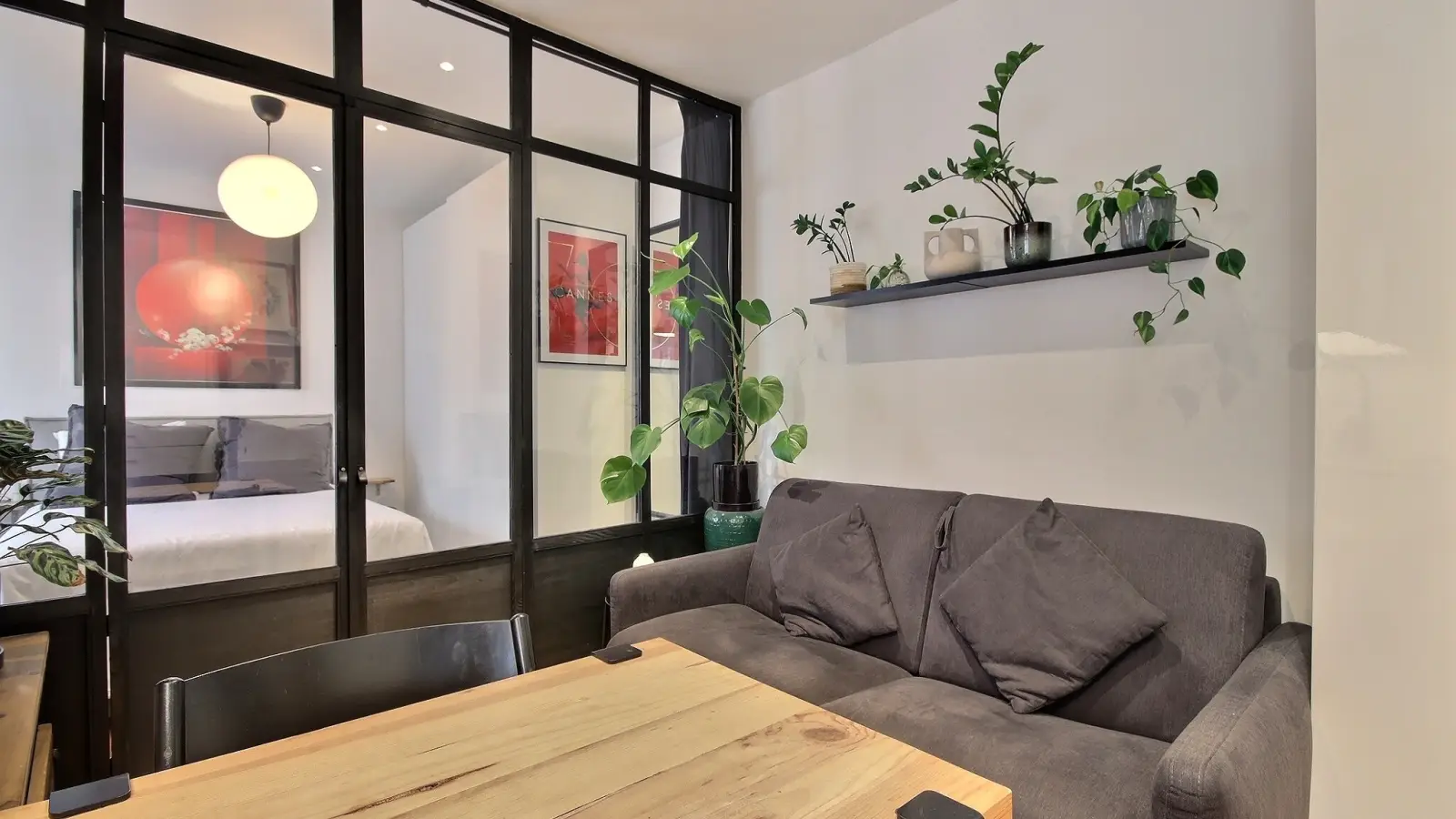 Flat Cité d'Angoulême in Paris