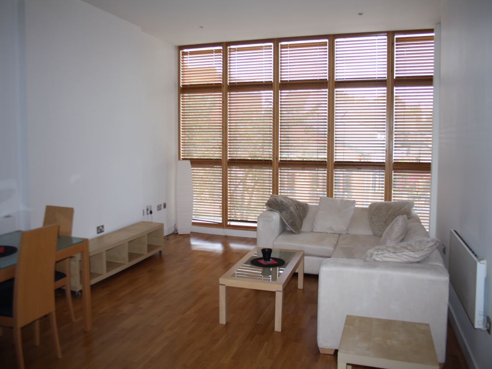 Flat Kennet Side in Reading