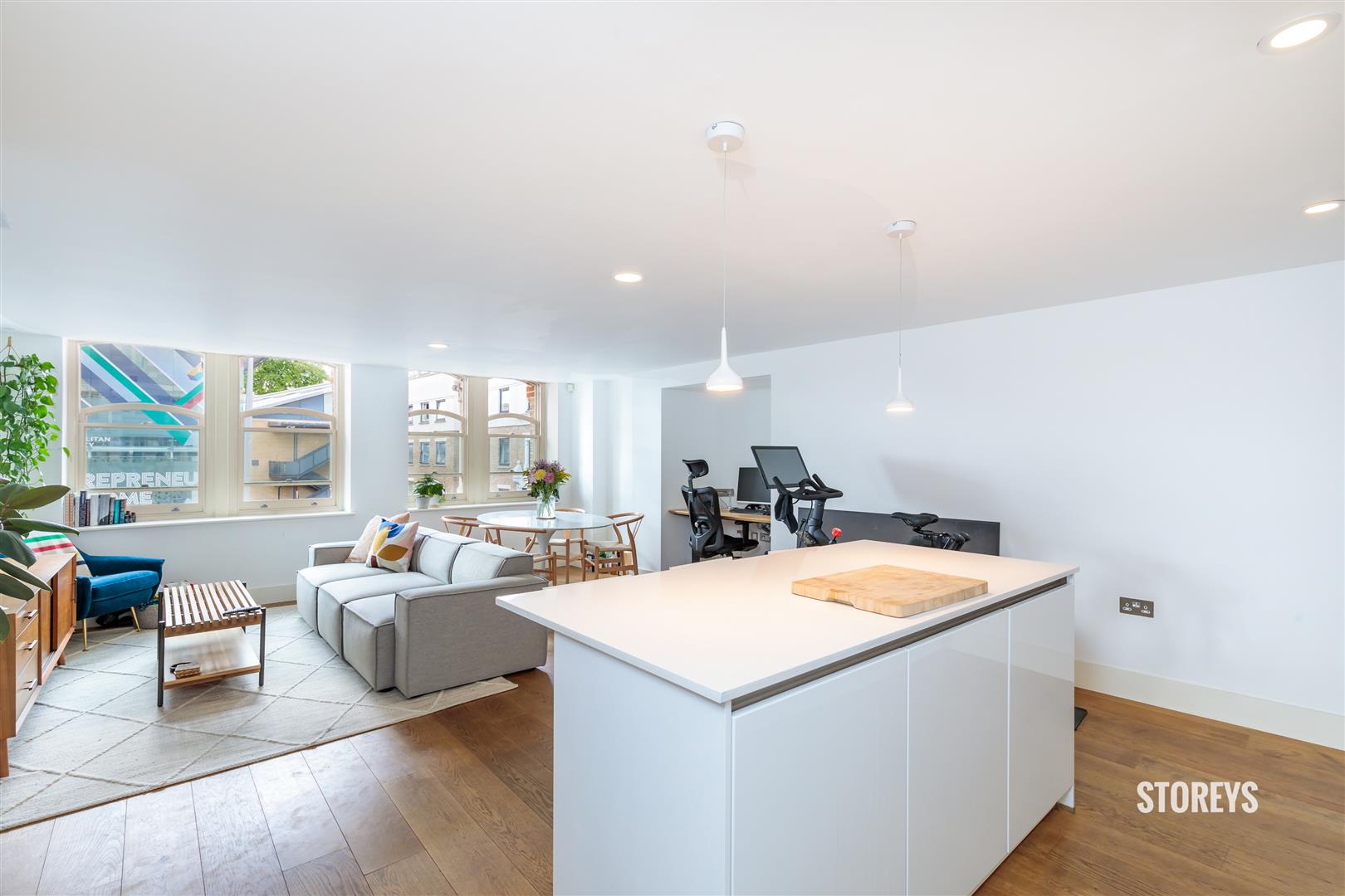 Flat Kingsland Road in London