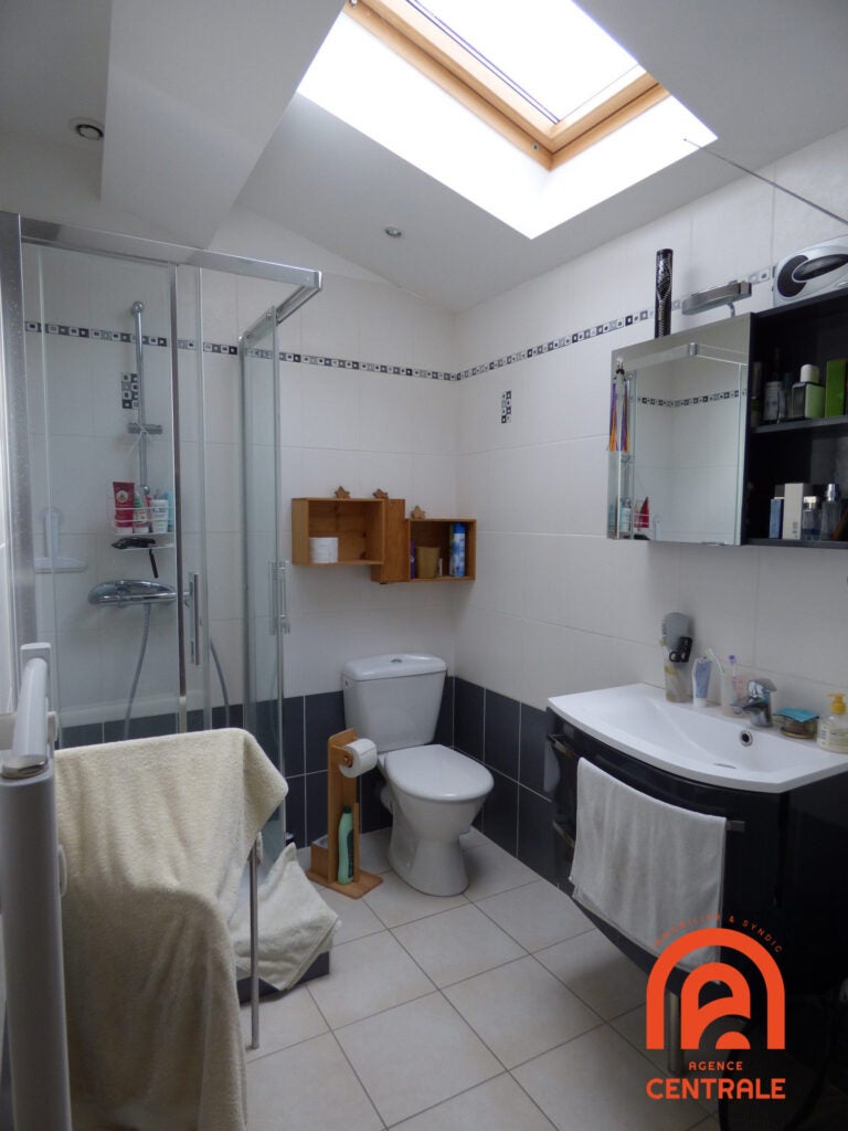 Appartement Rue Michel Servet à Décines-Charpieu