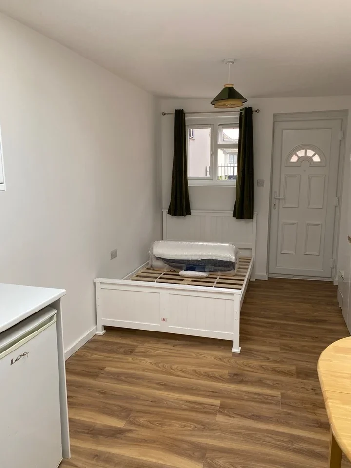 Room Riverdene in Greater London