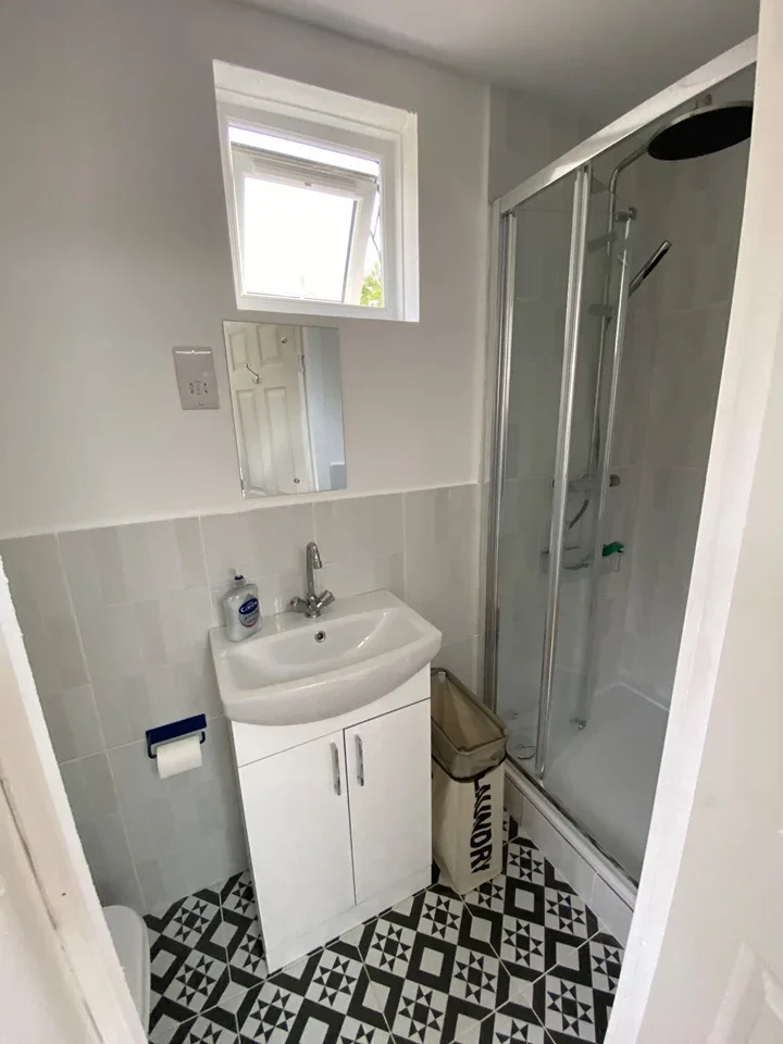 Room Riverdene in Greater London