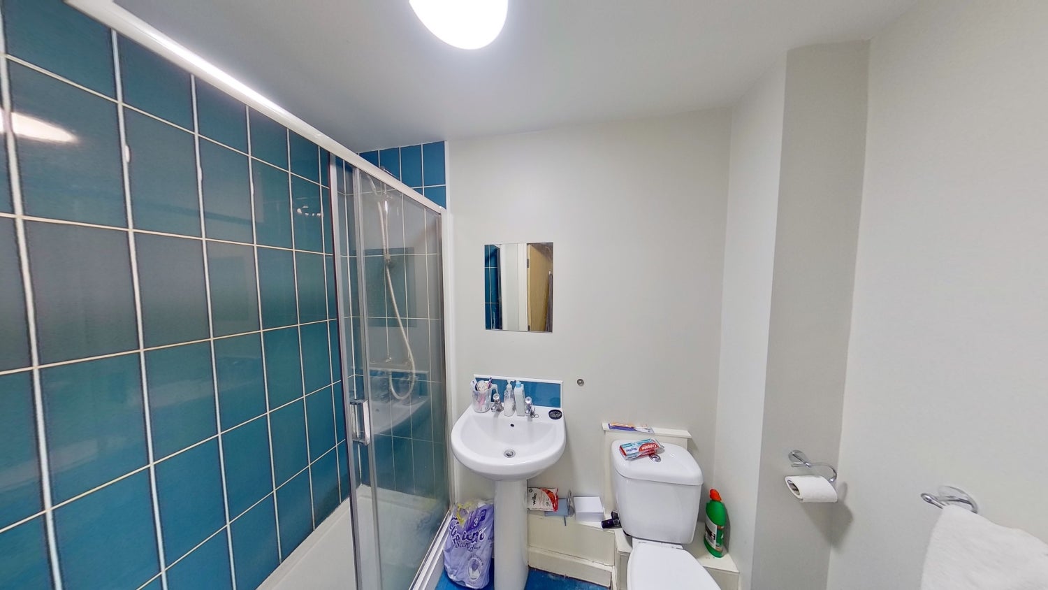 Flat Avalon Court in Nottingham