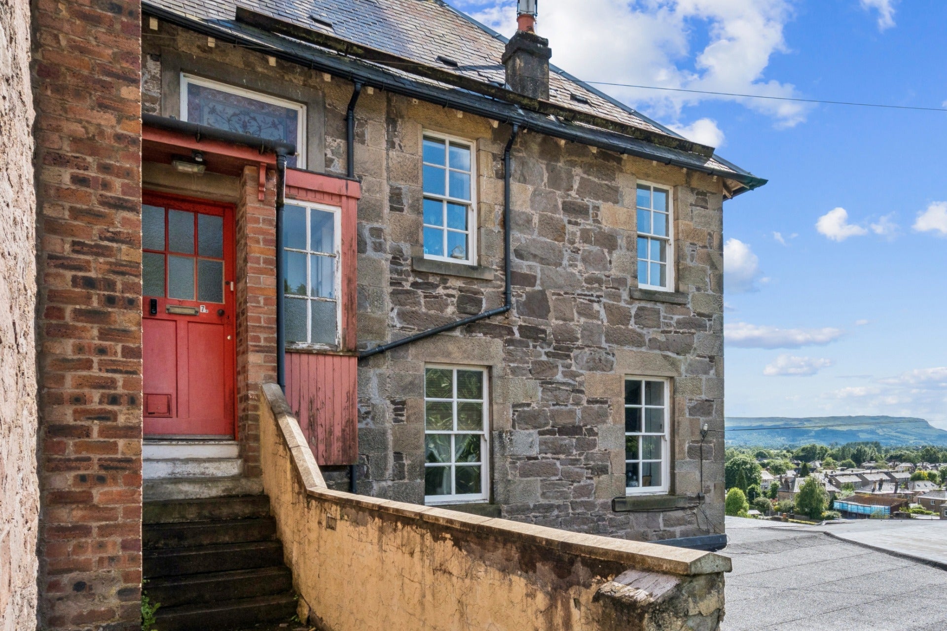 Flat Coney Hill Road in Bridge of Allan