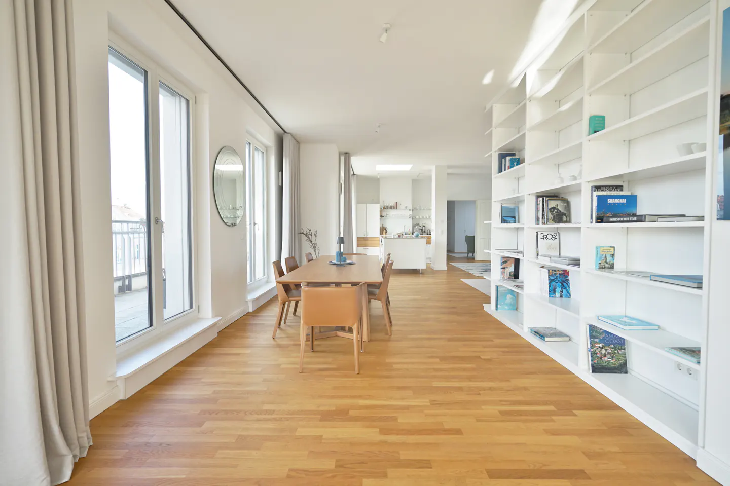 Haus Niebuhrstraße in Berlin