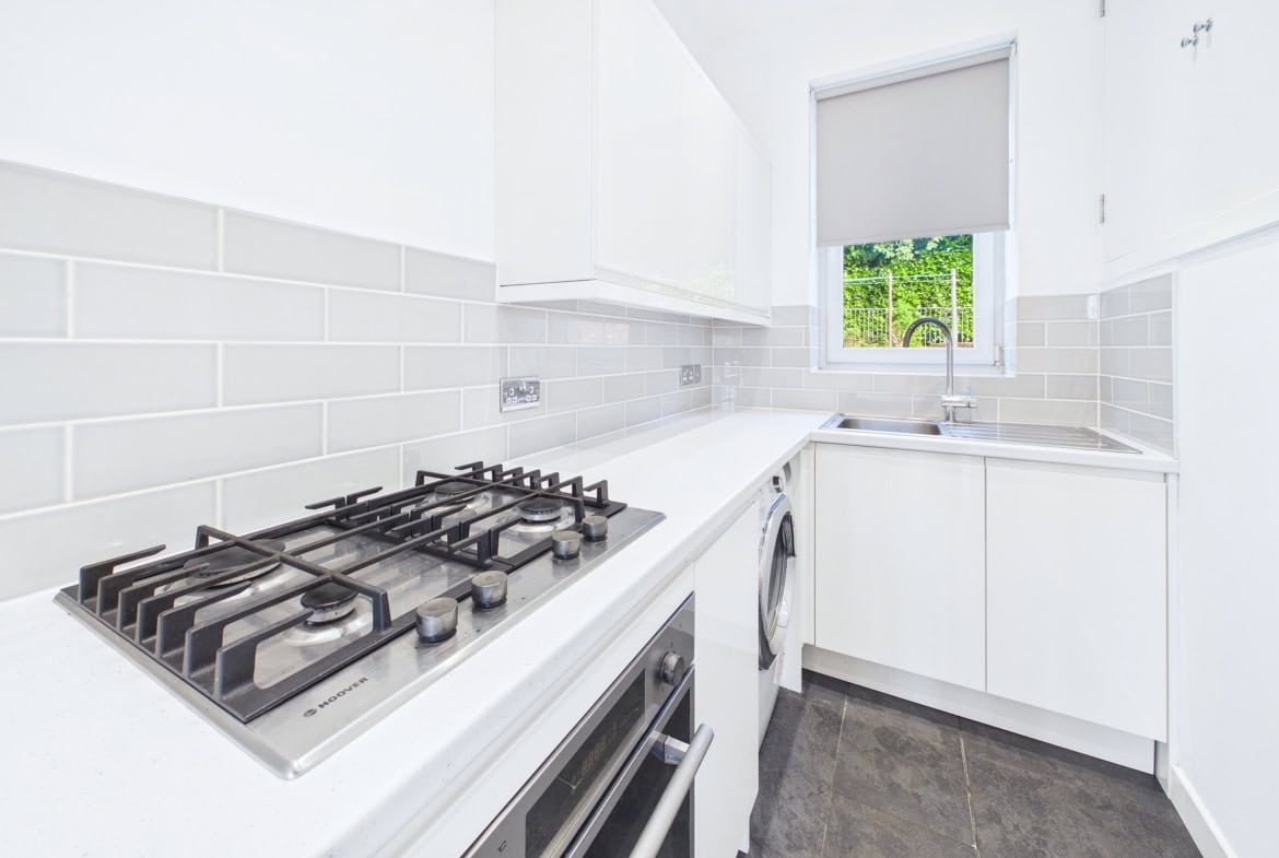 Flat Edgefauld Road in Glasgow