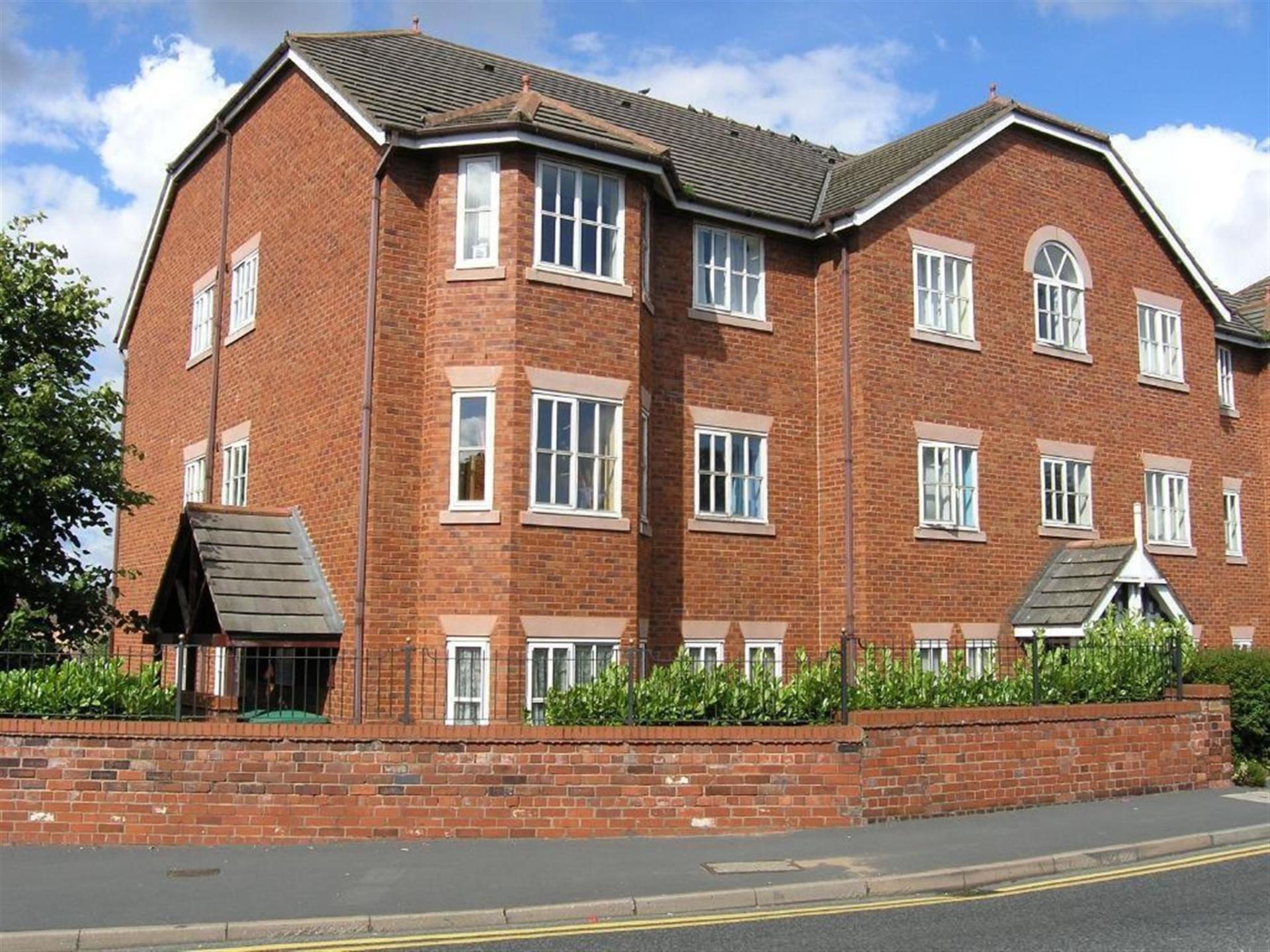 House Western Approach in Chester