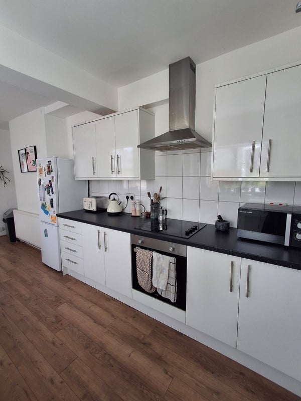 Room Roseberry Gardens in Greater London
