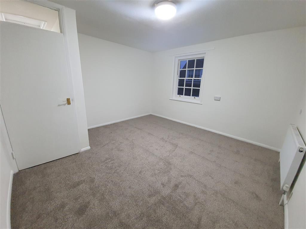 Flat North Street in Gosport